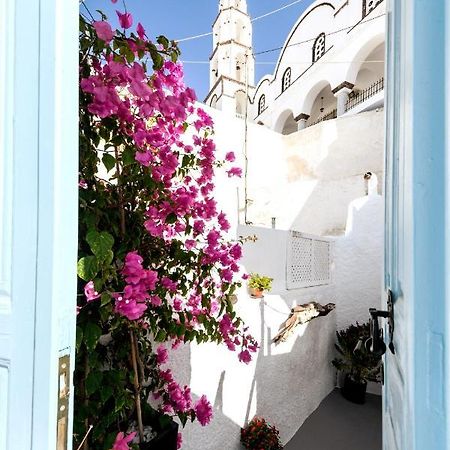 Santorinian Lava House Villa Pyrgos Kallistis Bagian luar foto