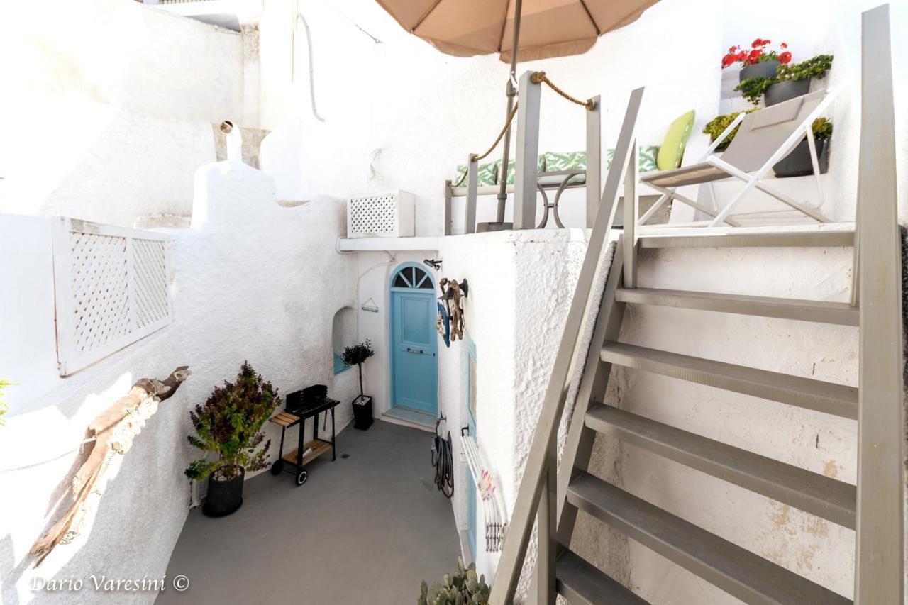 Santorinian Lava House Villa Pyrgos Kallistis Bagian luar foto